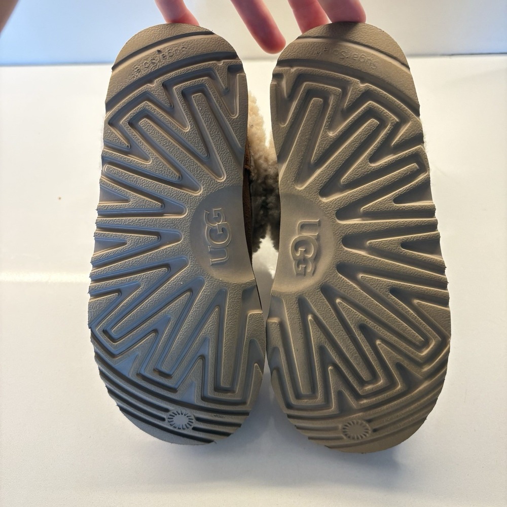 UGG Kids Chestnut Ultra Mini Fluff Sheepskin Boots #1143701K -Size 3 EUC - Picture 5 of 8